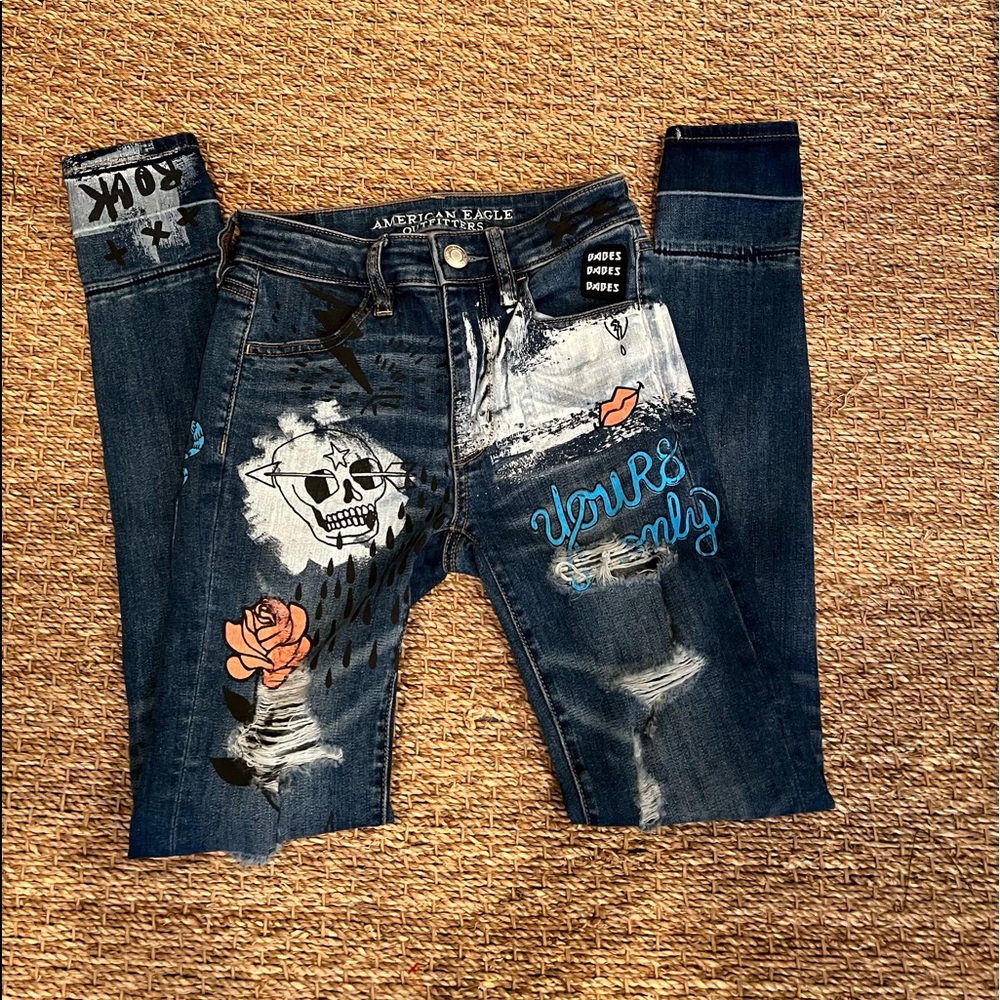 American Eagle Graffiti Jeans SOLD OUT Size 00